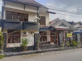 Rumah luas di jakal km 7 dekat ugm
