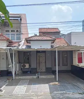 DIJUAL PALING MURAH RUMAH RAPI SIAP HUNI DI TAMAN UBUD PERMAI LIPPO