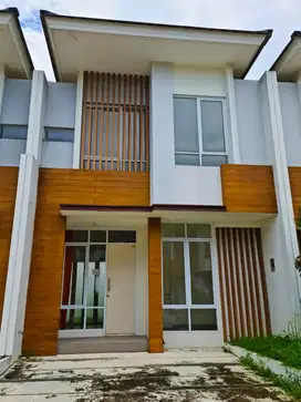 Dijual rumah murah 2 lantai cluster premium citra raya Cikupa Tangeran