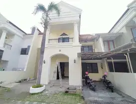 A242 JUAL RUMAH AREA MOJO ROW JALAN LEBAR, PRIVATE COMPLEX, SHM