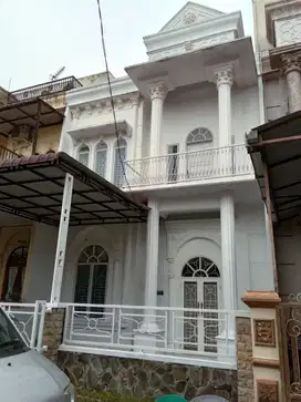 Rumah ready dalam komplek dekat kampus usu dan setiabudi medan