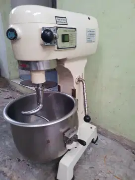 Dijual mixer bekas merk Qmax