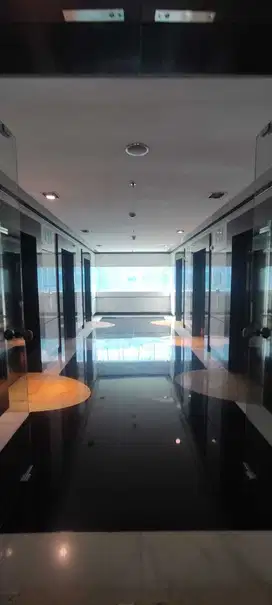 Kantor di Permata Kuningan Tower Luas 1.105m2, full furnished.