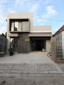 RUMAH CANTIK MODERN 2 LANTAI DI PURWOMARTANI KALASAN SLEMAN