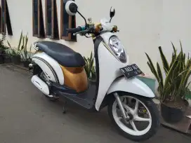 Scoopy karbu 2011 siap pakai