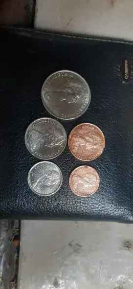 ada 5 koin cen dollar uang australia thn 1982 borongan