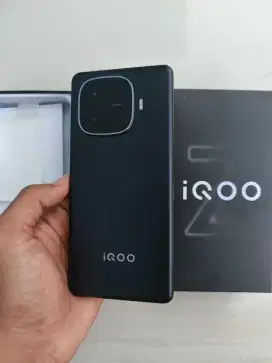 Iqoo Z9 8/256GB Fullset No Minus
