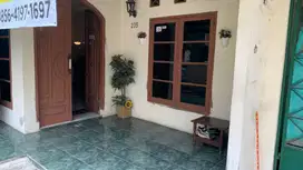 Rumah 2 Lantai di Bekasi Selatan, Pinggir Jalan Cocok Untuk Usaha.