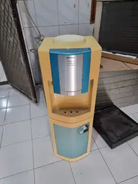 Dispenser polytron