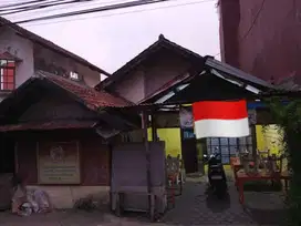Rumah cigadung cocok untuk tinggal atau usaha posisi syp cigadung raya