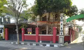 Rumah Kantor 2Lt Murah dijual disewakan di Jogja Yogyakarta Umbulharjo