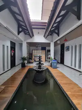 Rumah Sekaligus Kantor di Swadaya, Tanjung Barat, Jakarta Selatan
