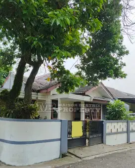 DIJUAL CEPAT RUMAH HOOK  STRATEGI S  PAMPER BARU - PAMULANG TANGSEL