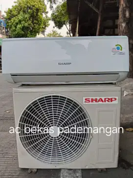 AC Sharp 1/2 PK  second+pasang free ongkir sejabotabek