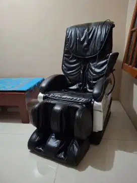 Kursi pijat advance