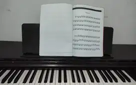 Piano digital Yamaha YDP - 103
