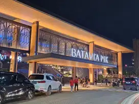 Pegawai/Pelayan Restoran di PIK Golf Island