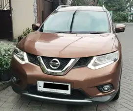 Jual Cepat BU Nissan X-Trail 2014 Plat L (Surabaya) sudah model baru