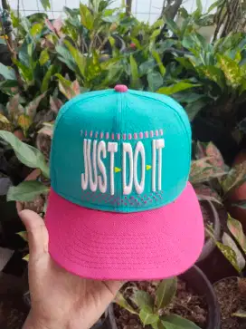 Snapback Nike True
