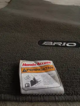 Karpet beludru asli bawaan Honda brio
