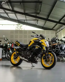 Kawasaki ER-6N ABS SE Pearl Shining Yellow 2015 Low Odo 4 Rb Km