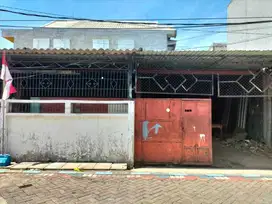 RUMAH SHM, 194M,Jl. Tenggilis Lama IVB,SURABAYA