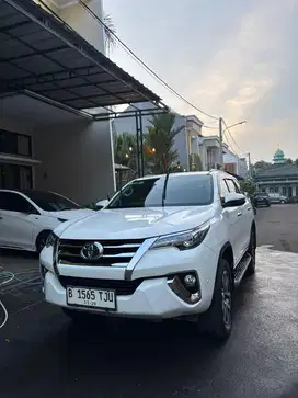 FORTUNER VRZ 2.4 SOLAR 2020