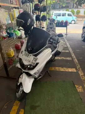 YAMAHA NMAX PUTIH 2018