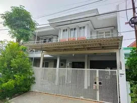 jual rumah siap huni full furnish kusen jati manyar kartika