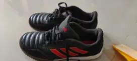 Jual sepatu futsal adidas