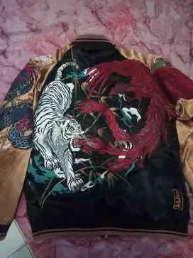 Sukajan four beast