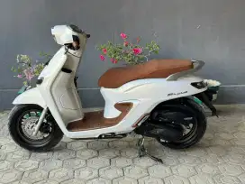 Stylo white mulus