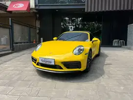 Porsche 911 Carrera 4 GTS Cabriolet Nik 2023