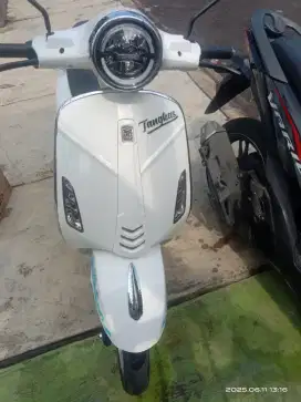 Motor listrik tangkas V8