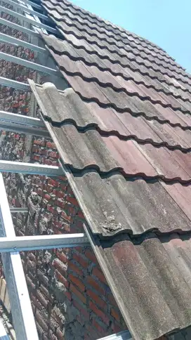 Tukang atap bocor ganti atap rumah