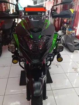 KAWASAKI VERSYS 250 THN 2021