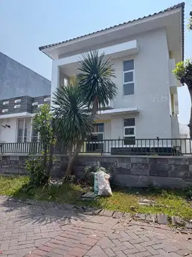 Rumah Posisi Hook Siap Huni San Diego pakuwon City