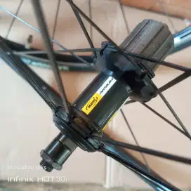 Wheelset 700c mavic aksium