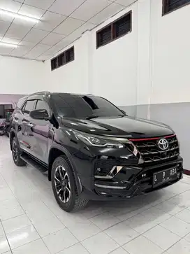 Fortuner TRD tahun 2021 edisi Anniversary 50th
