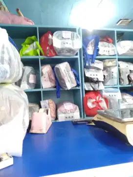 Loker Laundry kiloan dan satuan