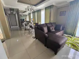 Condovilla 3 br sewa di the Primrose Condovilla Summarecon Bekasi
