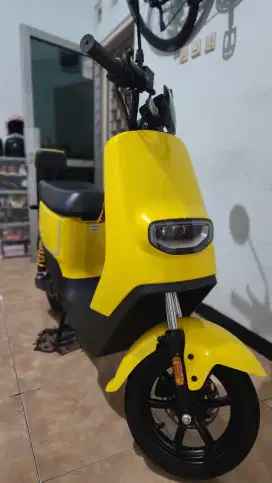 Sepeda Listrik Viar C2 / Yadea DE3
