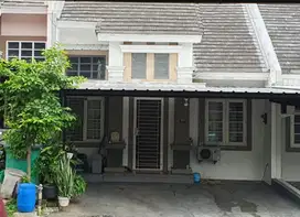 Dijual Murah Rumah De Latinos Cluster Santiago BSD City Tangerang