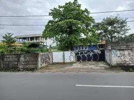 DISEWAKAN TANAH STRATEGIS SIAP BANGUN DI PINGGIR JALAN RAYA, KEMBANGAN