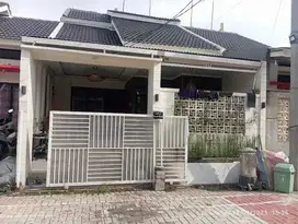 Rumah baru sudah renovasi siap huni lokasi tiga raksa