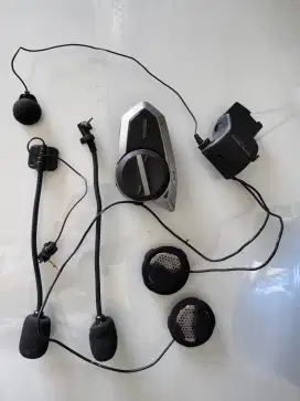 Sena 50S support by Harman Kardon