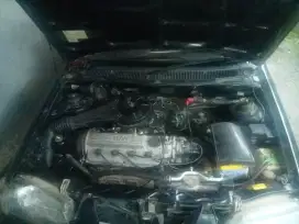 Suzuki Esteem 1,6 GT