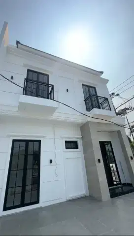 Dijual Rumah Baru American Minimalis Sutorejo,Mulyosari,Jawa Timur