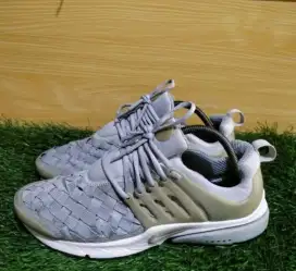 Sepatu Nike Presto Grey Size 44