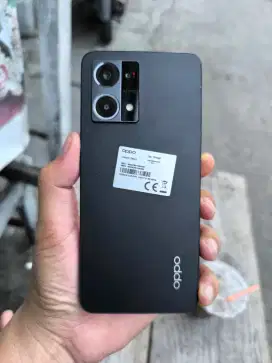 Oppo Reno 8 8/256GB BATANGAN